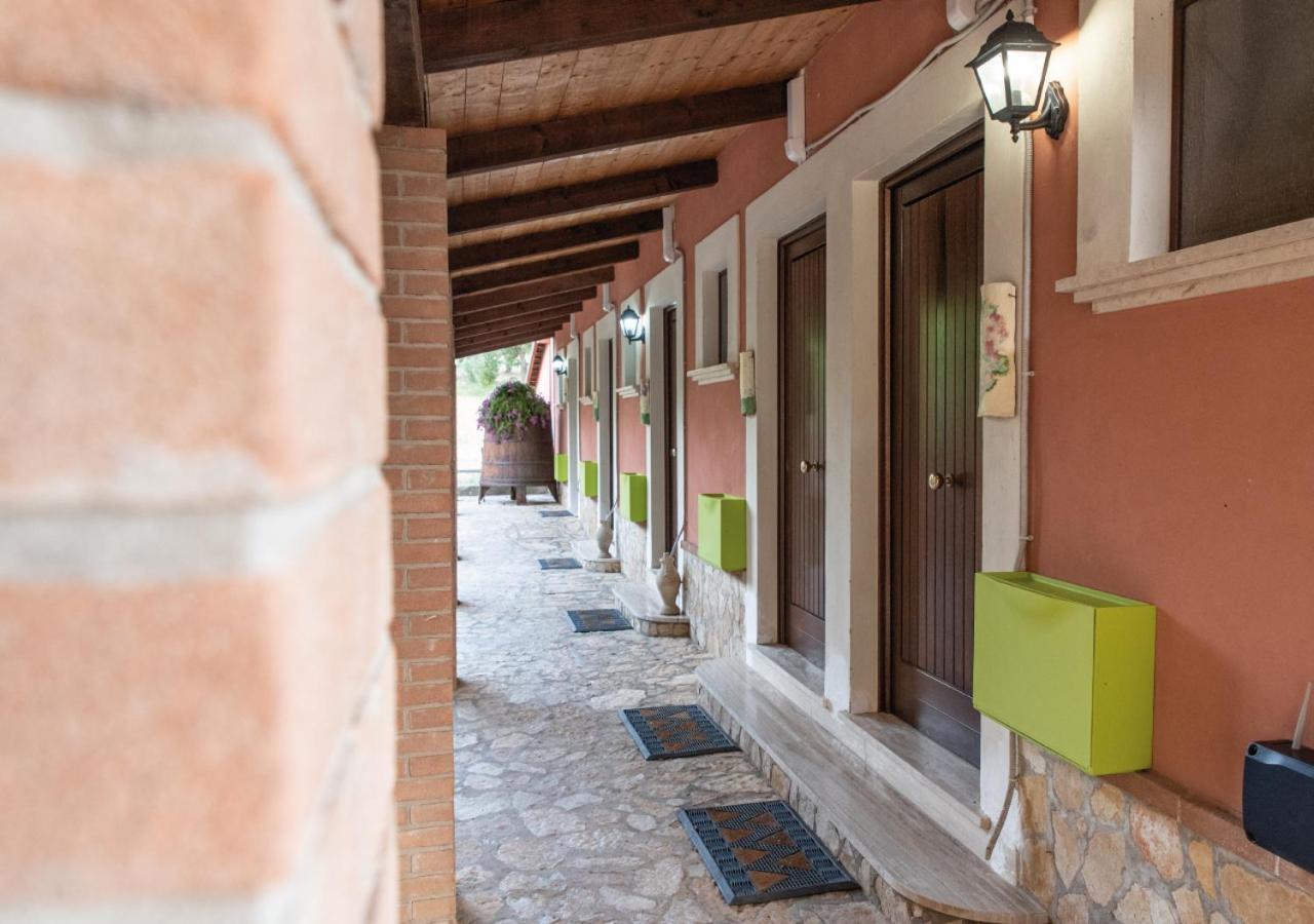 Il Sorgituro - Agriturismo 포스티글리오네 외부 사진
